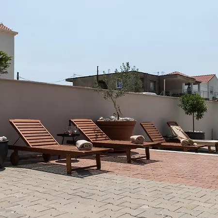 Siblings - Premium Two Bedroom With Terrace And Garden V... *