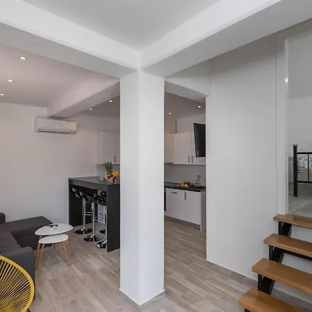 Siblings - Premium Two Bedroom With Terrace And Garden V... アパート Mokošica